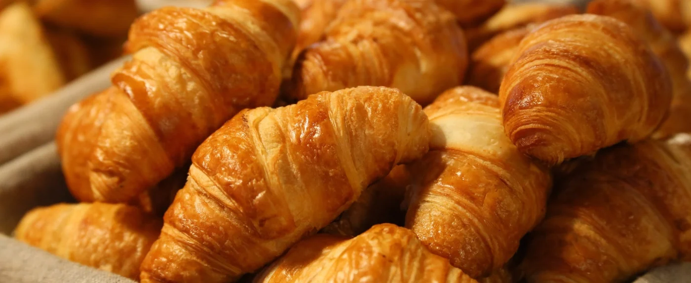 Lebensmittel Großhandel: TK-Backwaren: Croissants, Brötchen und mehr